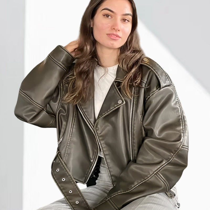 Damen Kunstleder Bikerjacke mit weitem Schnitt und umfangreichen Details R&B