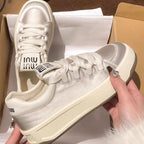 Damen Elegante Sneakers mit glattem Obermaterial und breiter Sohle R&B