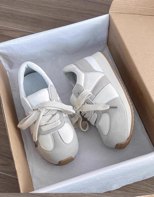 Damen Sportliche Sneaker mit bequemer Dämpfung und atmungsaktiver Oberflächenstruktur R&B
