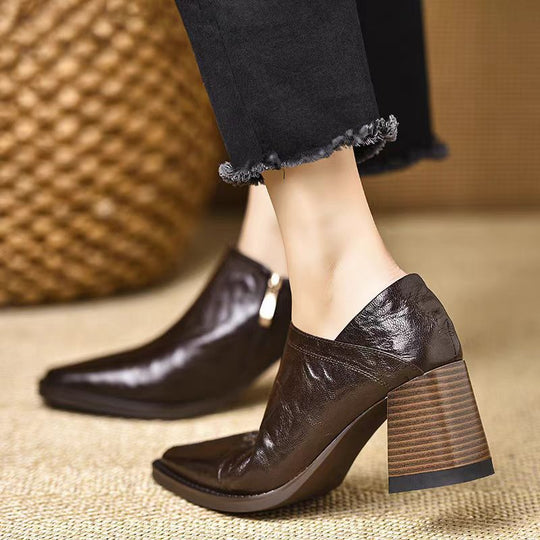 Damen Elegante Stiefeletten mit geschwungenem Absatz und raffiniertem Obermaterial R&B