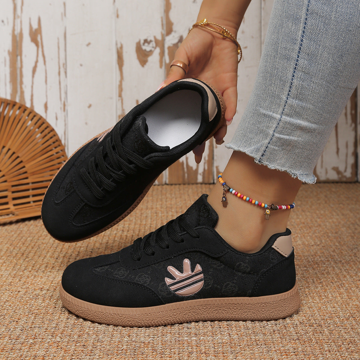 Damen Sneakers mit rutschfester Sohle und weichem Obermaterial R&B