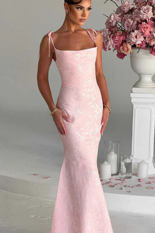 Damen Elegantes Maxikleid mit verführerischen Spaghettiträgern R&B