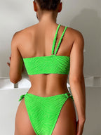 Damen Triangel-Bikini mit raffinierten Rüschen und asymmetrischem Träger