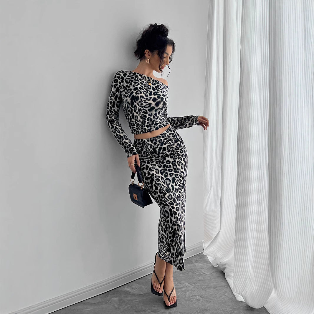 Damen Off-Shoulder Kombination mit Leopardenmuster und hohem Schlitz R&B