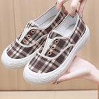 Damen Sportliche Slip-On Sneakers mit klassischem Karomuster R&B