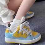 Damen Sportliche Sneakers mit detailverliR&Btem Farbdesign und gepolsterter Innensohle R&B