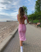 Damen figurbetontes Rippkleid mit Rückenausschnitt und seitlichen Schlitzen R&B