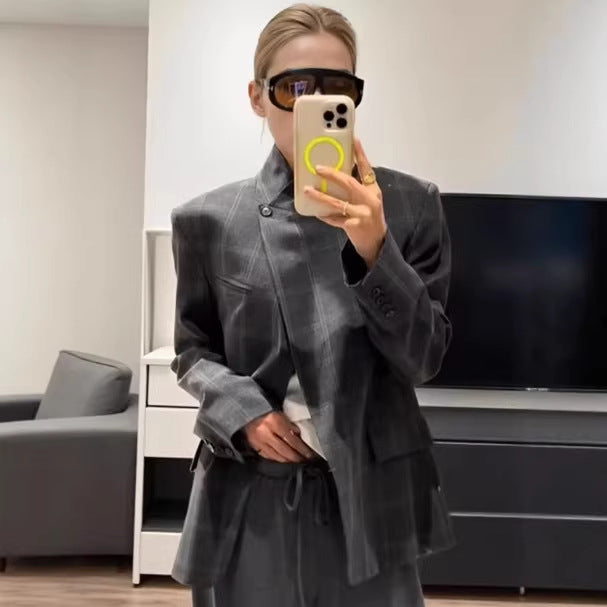 Damen nan taillierter Karo-Mantelblazer mit Stehkragen, asymmetrischer Knopfblende und Pattentaschen R&B