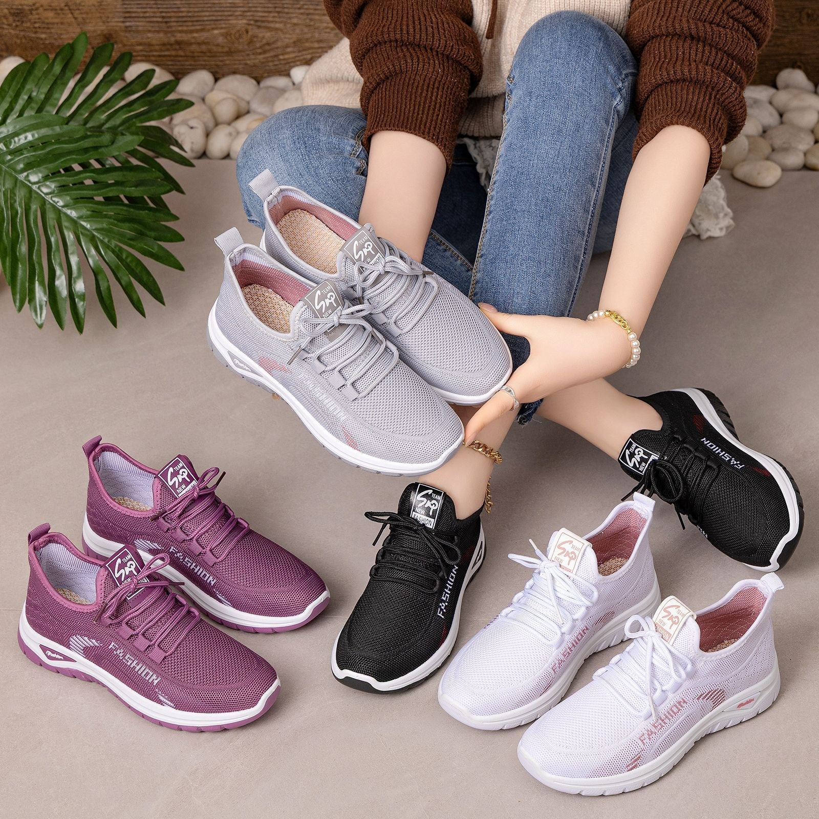 Damen Sportliche Sneaker mit elastischem Strickoberteil und dämpfender Sohle R&B