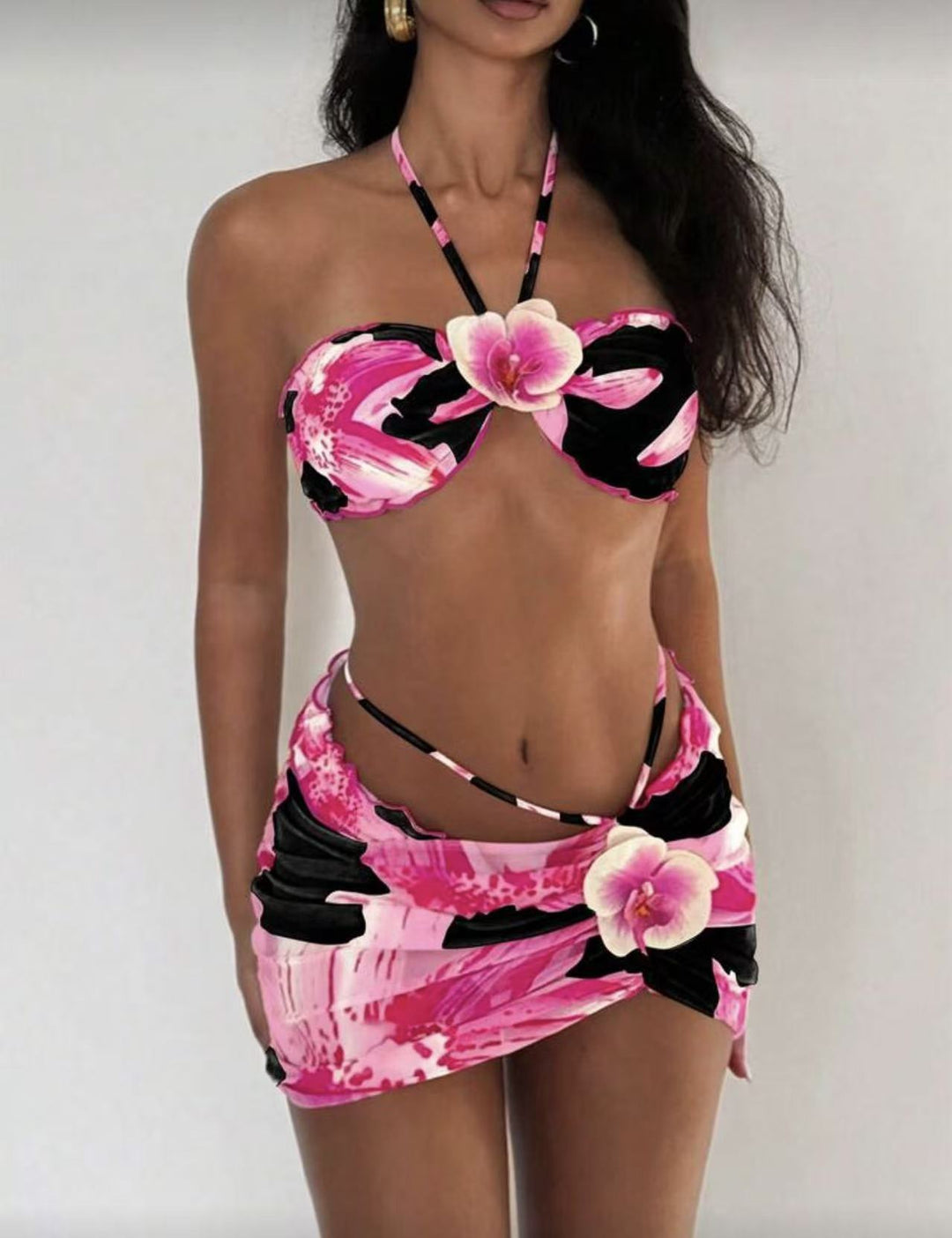 Damen Bikini-Set mit floralem Design und verspieltem Wickelrock R&B