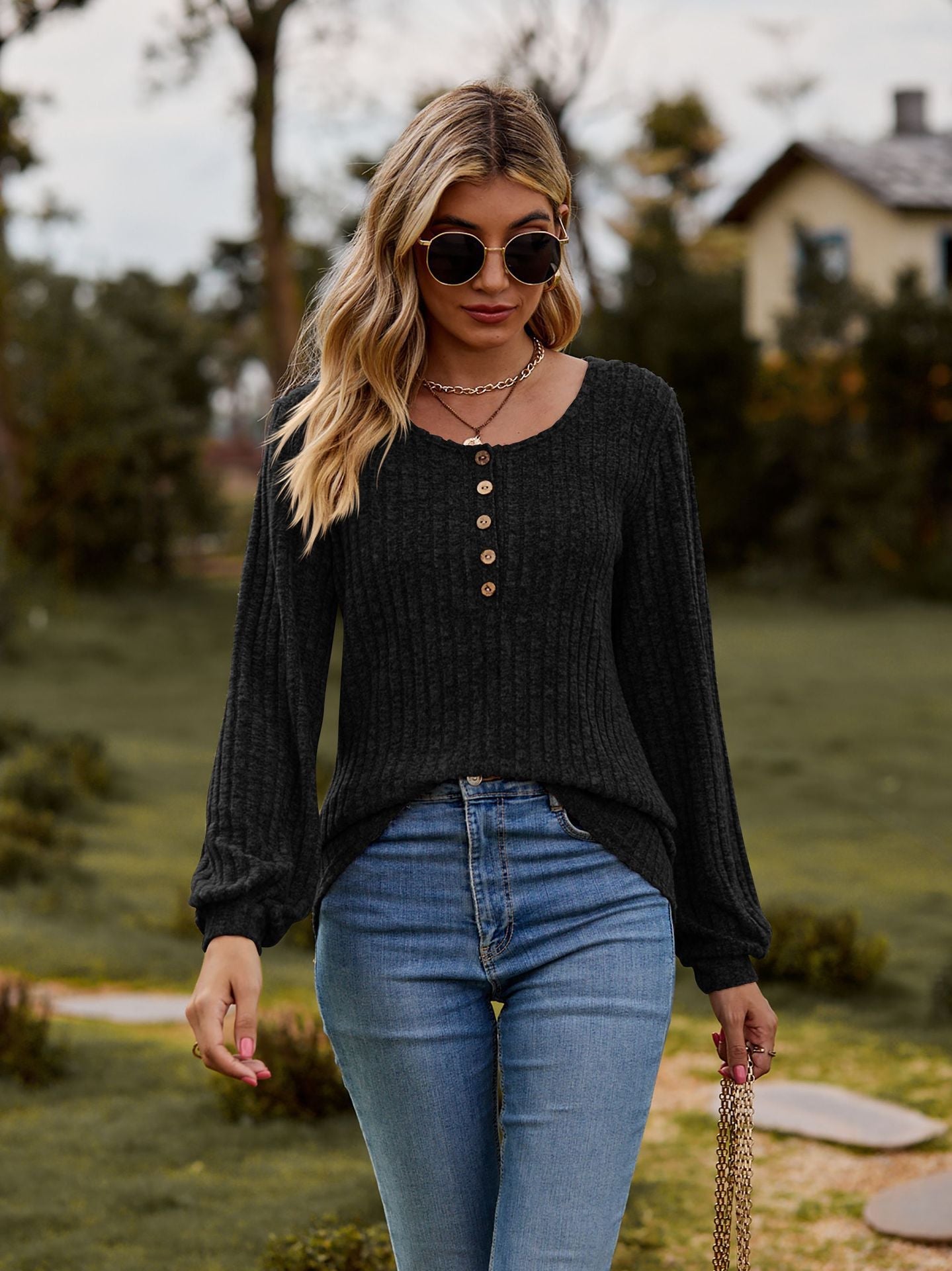 Damen Langarmshirt mit strukturiertem Design und Knopfdetails R&B