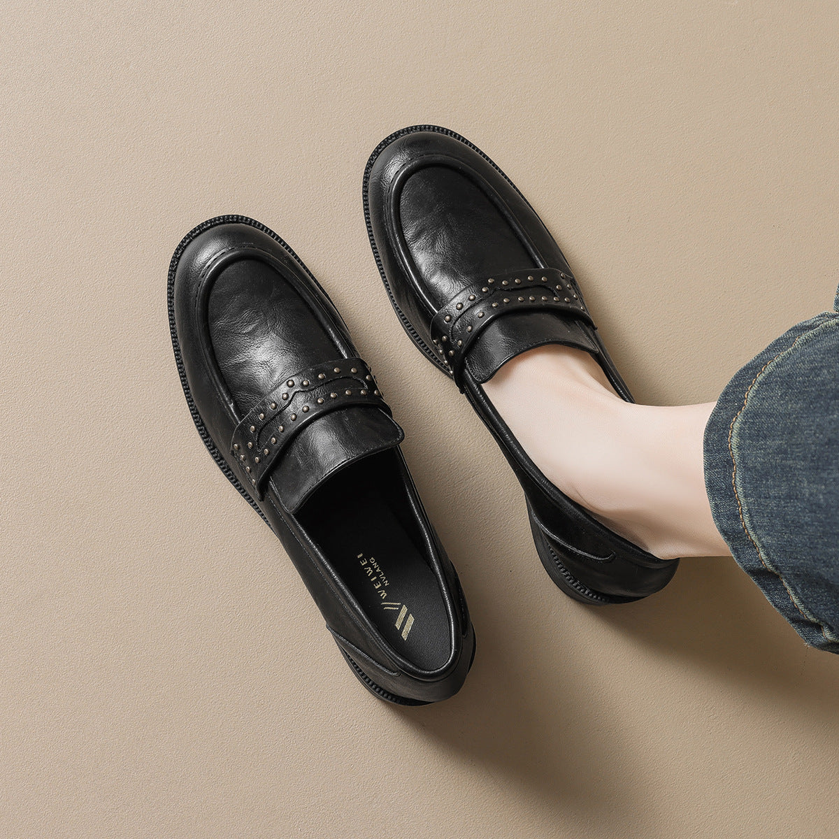 Damen elegante Mokassin-Schuhe mit modischer Nietenverzierung