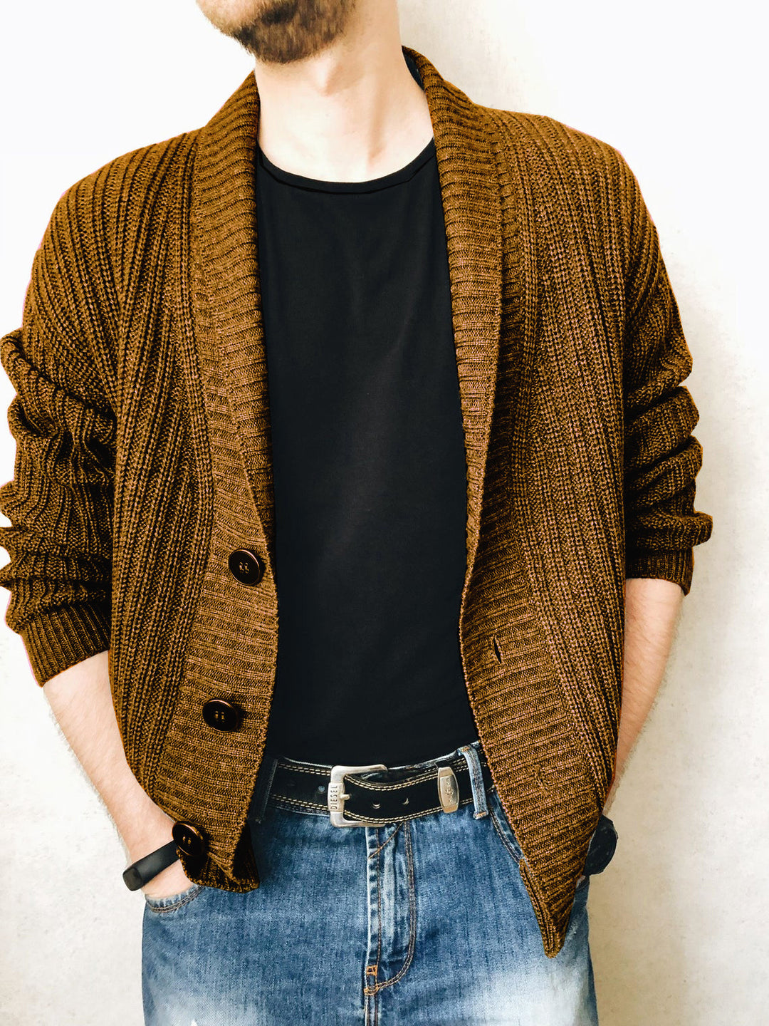 Herren Strickjacke mit modischem Schalkragen und praktischen Knöpfen R&B
