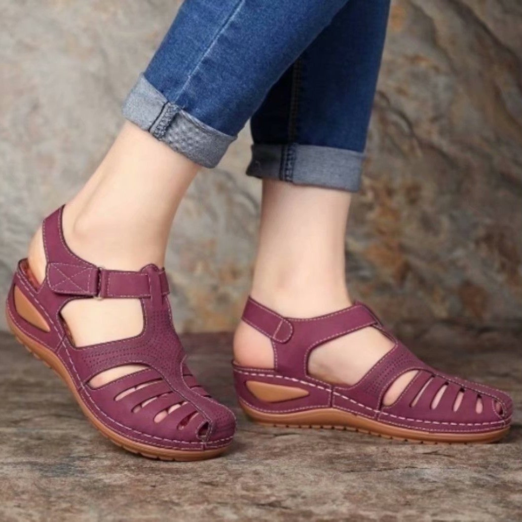 Damen Clogs mit luftigen Cut-Outs und bequemem Keilabsatz R&B