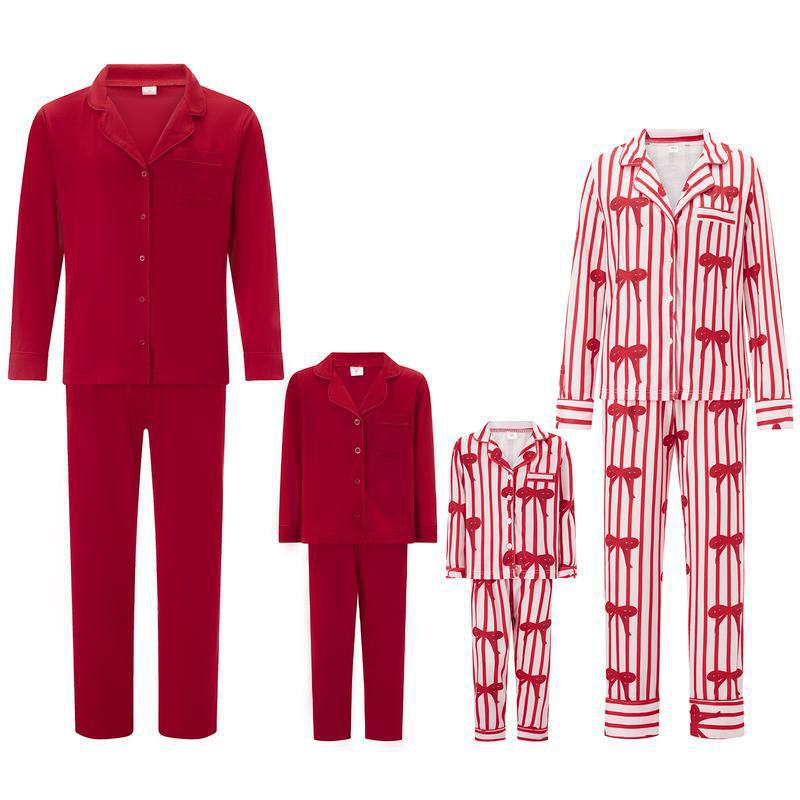 Damen Pyjama mit festlichem Design R&B