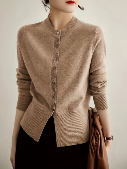 Damen modische Strickjacke mit Knopfleiste und Rippstrickdetails R&B