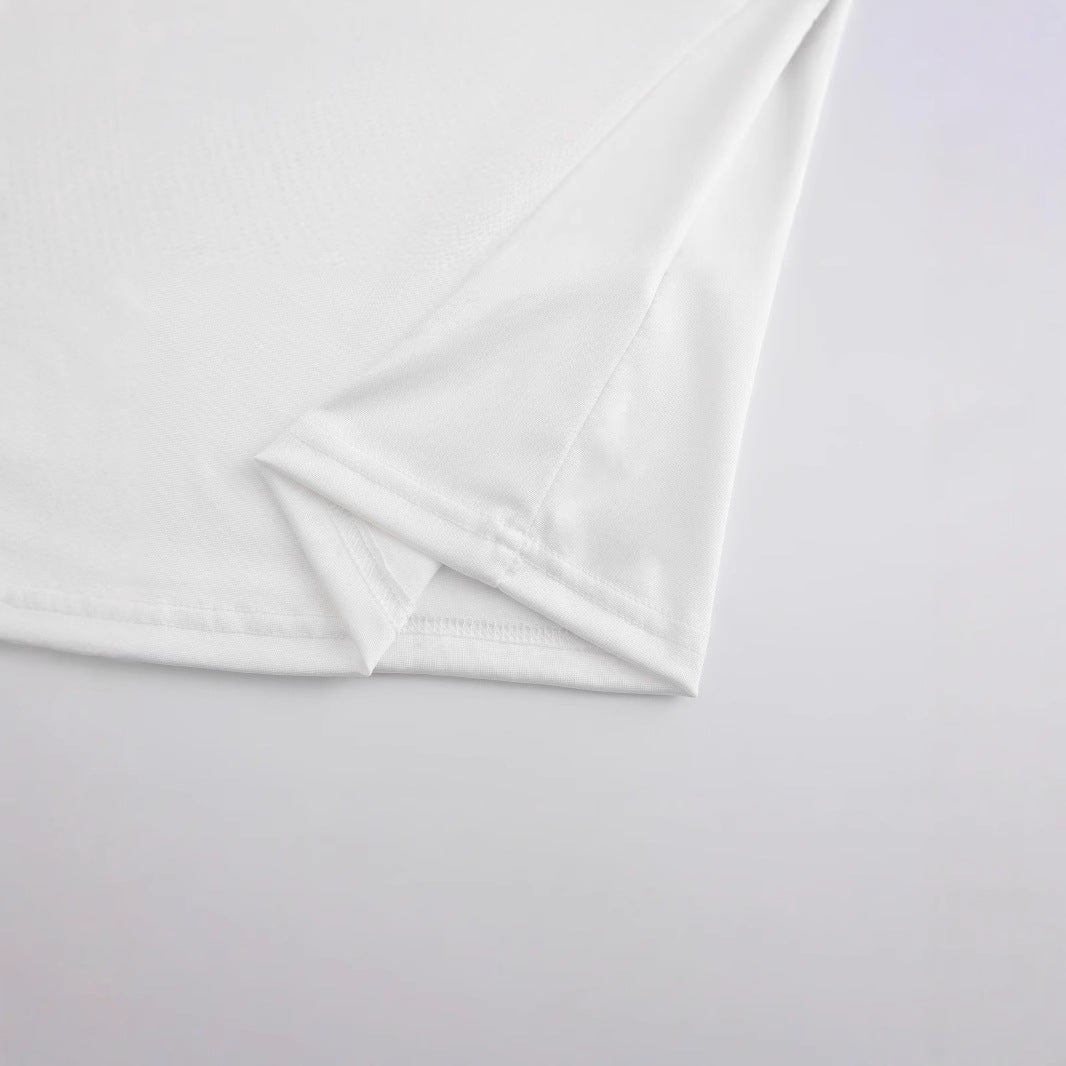 Damen Crop-T-Shirt mit verspieltem Erdbeer-Motiv und elegantem Halsabschluss R&B