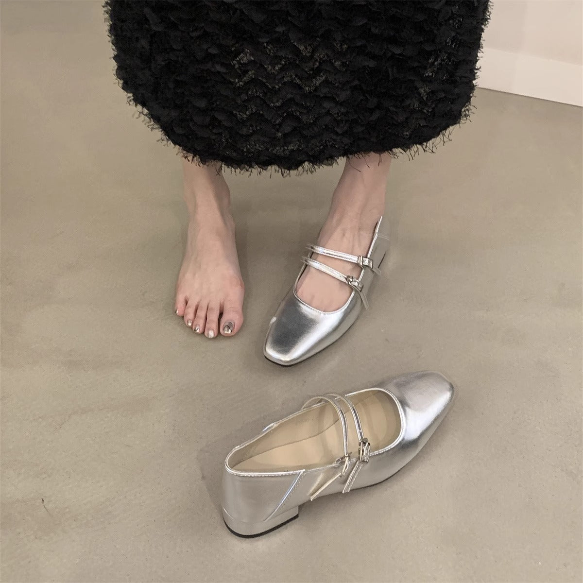 Damen stilvolle Pumps mit verstellbaren Riemen R&B