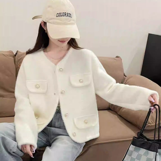Damen Flauschiger Cardigan mit dekorativen Knopfdetails und praktischen Taschen R&B