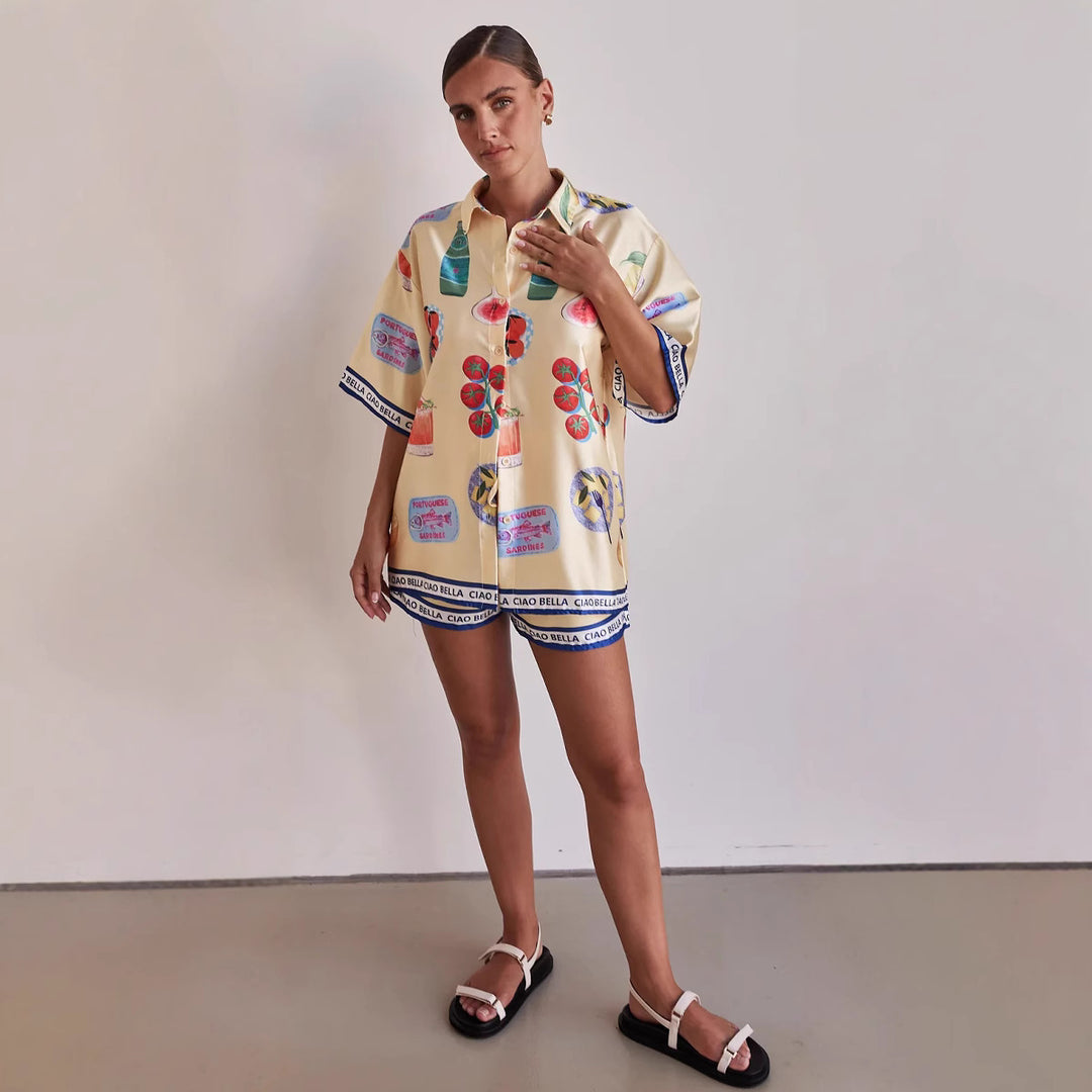Damen Set bestehend aus stilvollem Kurzarm-Hemd und Shorts im sommerlichen Design R&B