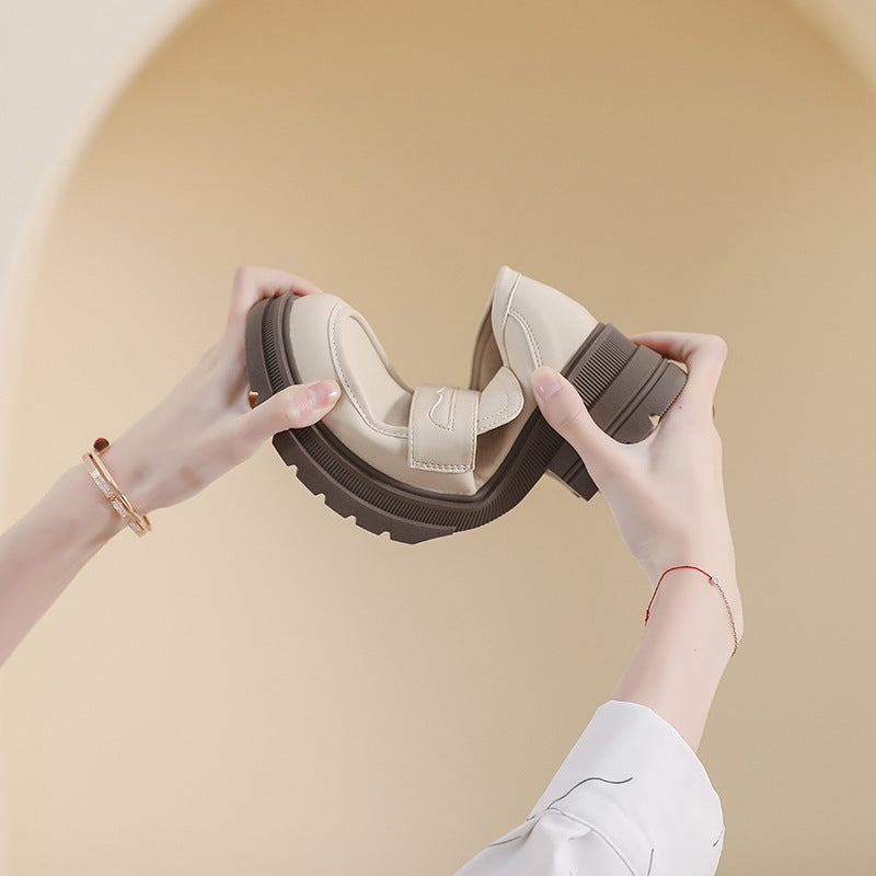 Damen Mokassin-Schuhe mit robustem Plateau und eleganter Schnalle