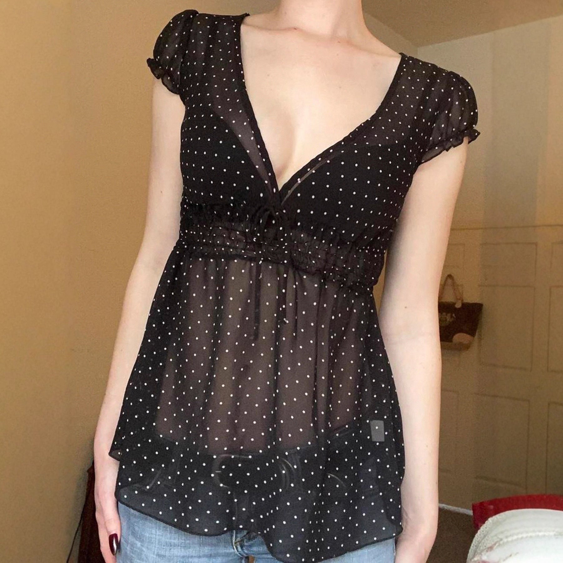 Damen Verspieltes Polka-Dots Blusenshirt mit Rüschendetails R&B