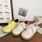 Damen Sneakers mit innovativer Schnürtechnologie und atmungsaktiver Oberflächenstruktur R&B