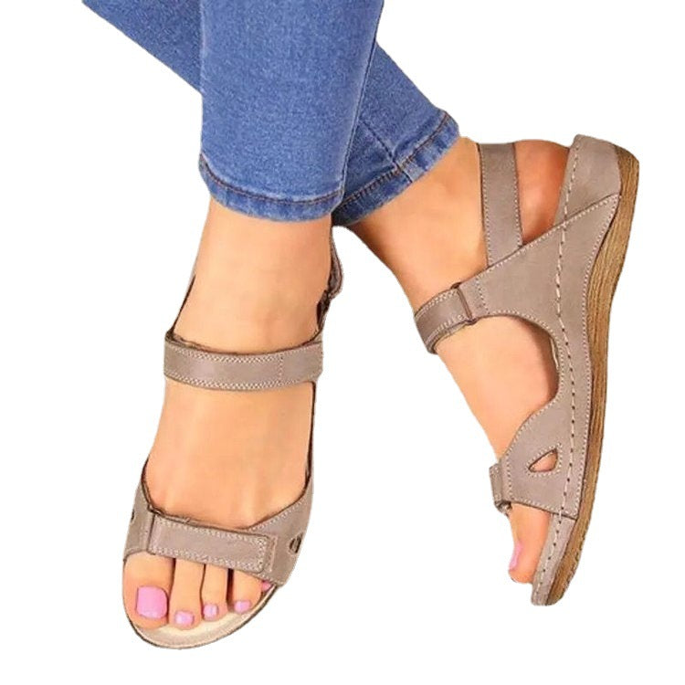 Damen bequeme Sandalen mit verstellbaren Riemen und anatomischem Fußbett R&B