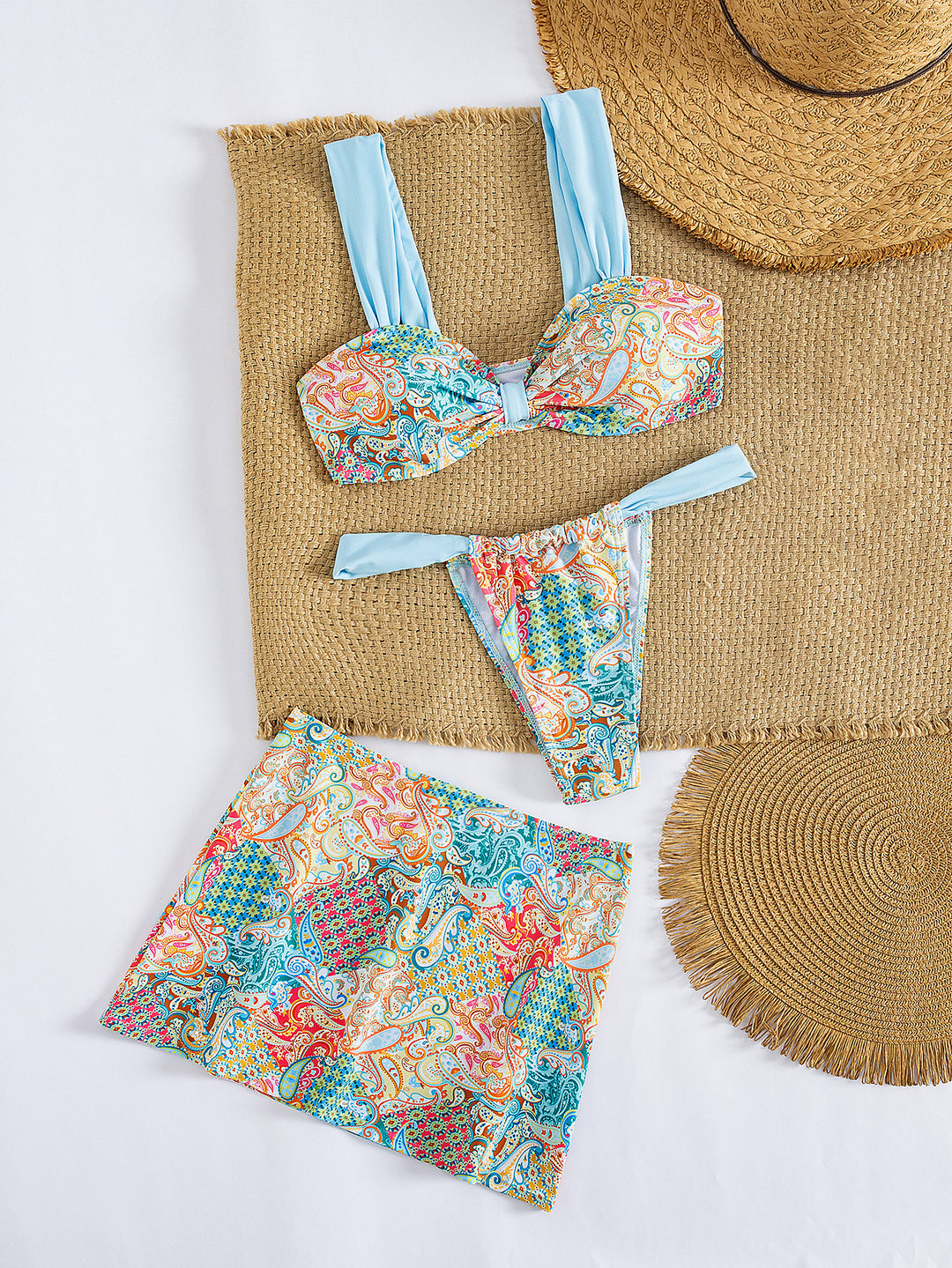 Damen Bikini-Set mit trendiger Raffungen und stilvollem Muster R&B