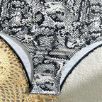 Damen Einteiliger Badeanzug mit asymmetrischem Design und schickem Schlangenmotiv R&B