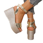 Damen Hochhackige Plateau-Sandalen mit verstellbarem Riemen und glanzvollem Finish R&B