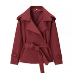 Damen nan kurzer taillierter Trenchcoat mit Bindegürtel, großem Revers und Manschettenriegel R&B