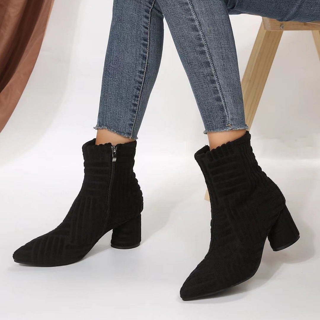 Damen Stiefeletten mit zeitgemäßem Strickdesign und komfortablem Blockabsatz R&B