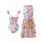 Damen Bademode mit elegantem Wickelrock und floralem Design