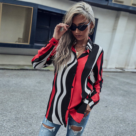 Damen Bluse im modernen Wellenmuster mit knöpfbarer Front und langen Ärmeln R&B