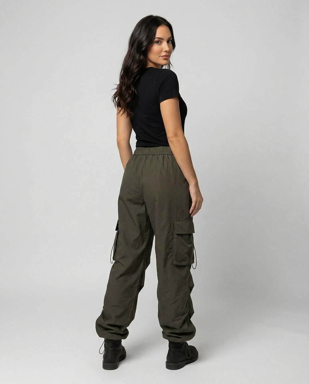 Utilitaristische Cargohose mit hoher Taille großen Klapptaschen und verstellbarem Saum R&B