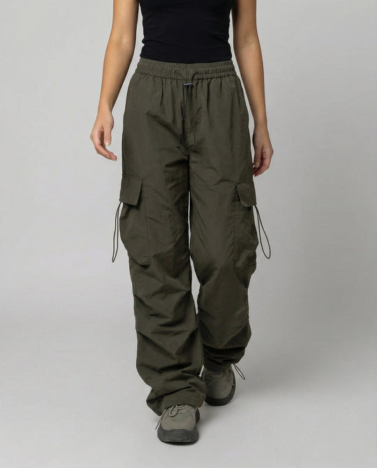 Utilitaristische Cargohose mit hoher Taille großen Klapptaschen und verstellbarem Saum R&B