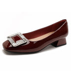 Damen elegante Lackpumps mit modischem Strass-Schnallen-Detail