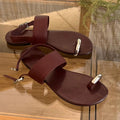 Damen elegante Zehentrenner-Sandalen mit modischen Riemen und metallic Akzent R&B