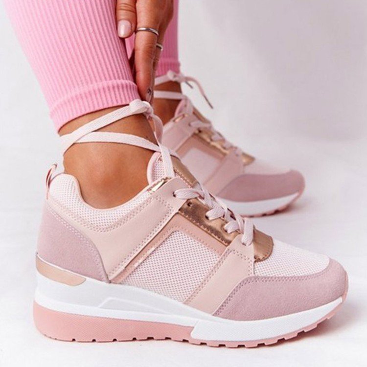 Damen Wedge Sneakers mit atmungsaktiver Oberflächenstruktur und modischem Metallic-Detail R&B