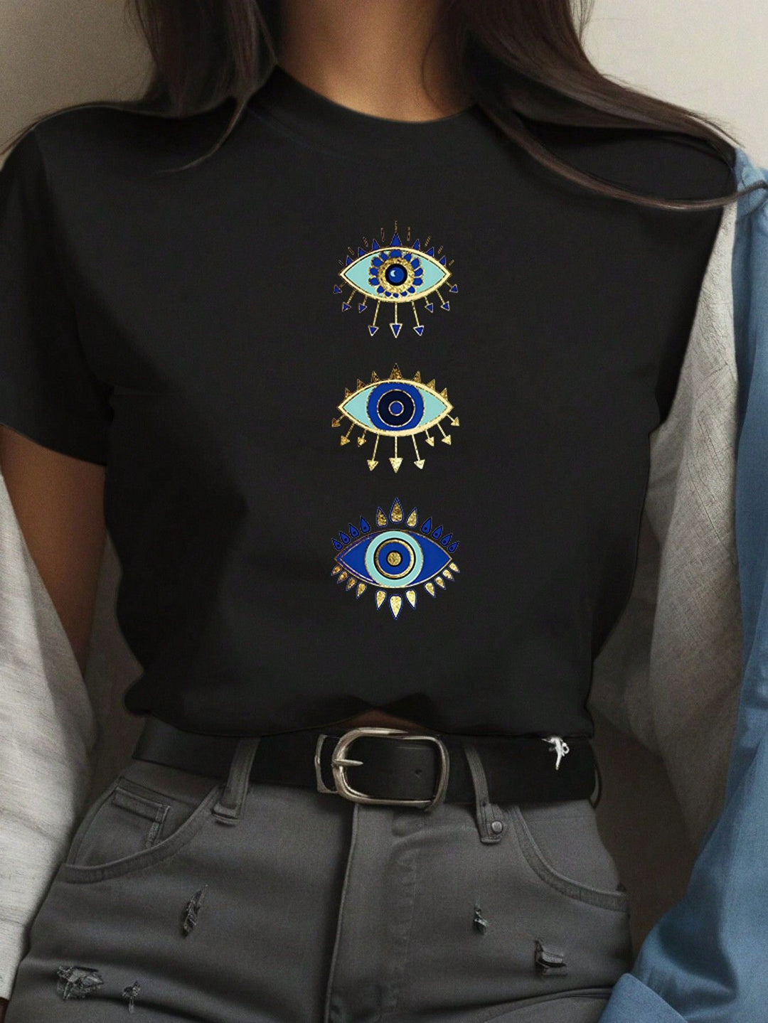 Damen T-Shirt mit kreativem Grafikdruck und luxuriösen Paillettenakzenten R&B
