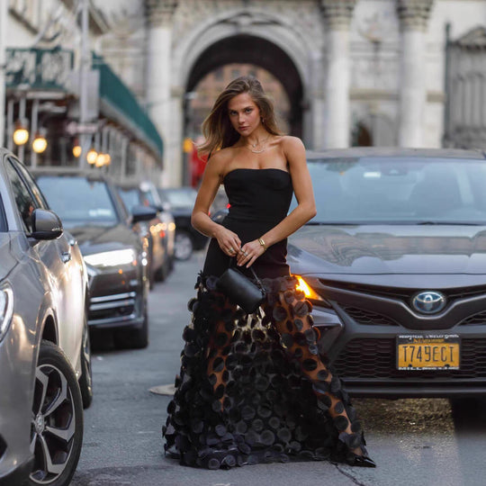 Damen Traumhaftes Tüll-Abendkleid ohne Ärmel und Volant-Design R&B