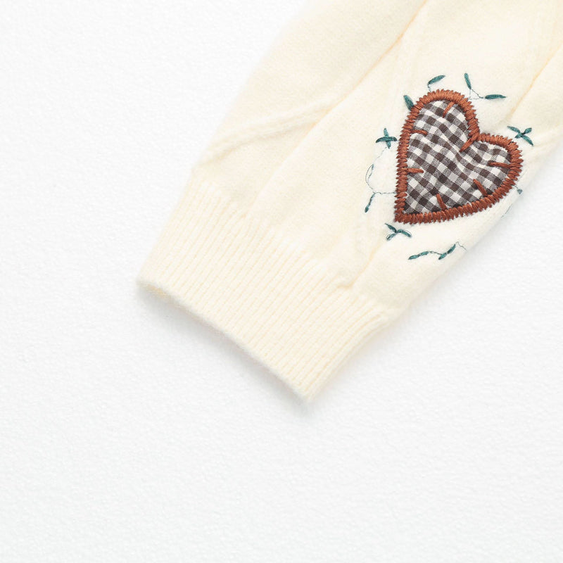R&B | Pullover mit Herzstickerei