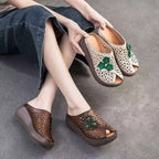 Damen Komfortable Clogs mit floralem Design und atmungsaktiven Ausschnitten R&B
