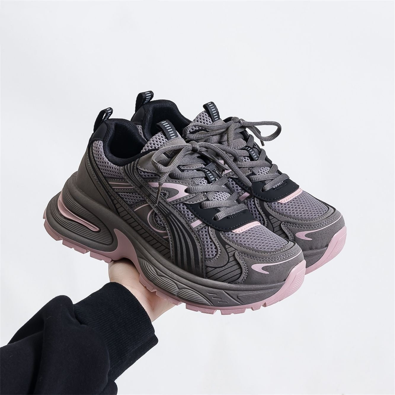 Damen Sportliche High-Performance Sneakers mit nahtloser Verarbeitung R&B