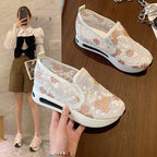 Damen Slip-On Sneakers mit floraler Stickerei R&B