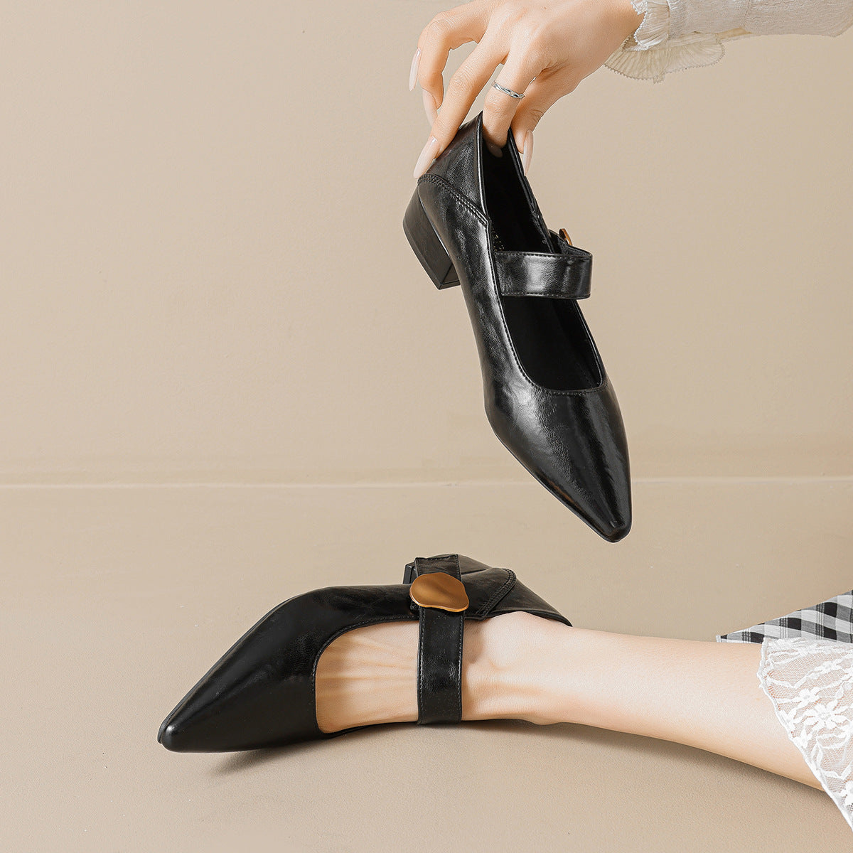 Damen elegante Slingback-Ballerinas mit angesagtem Riemen und modischem Akzent