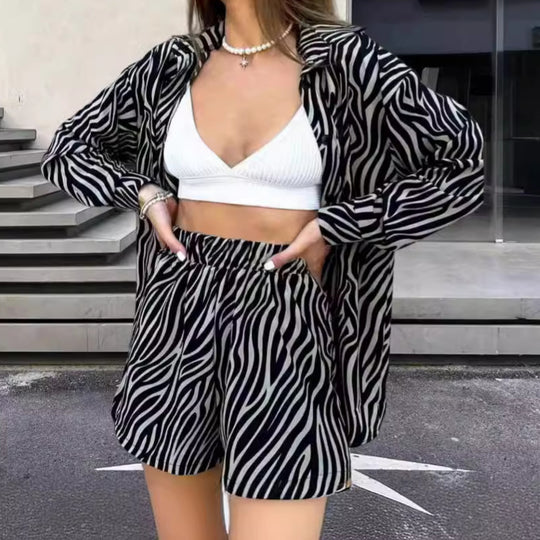 Damen elegante Kurzarmbluse mit Zebra-Print R&B