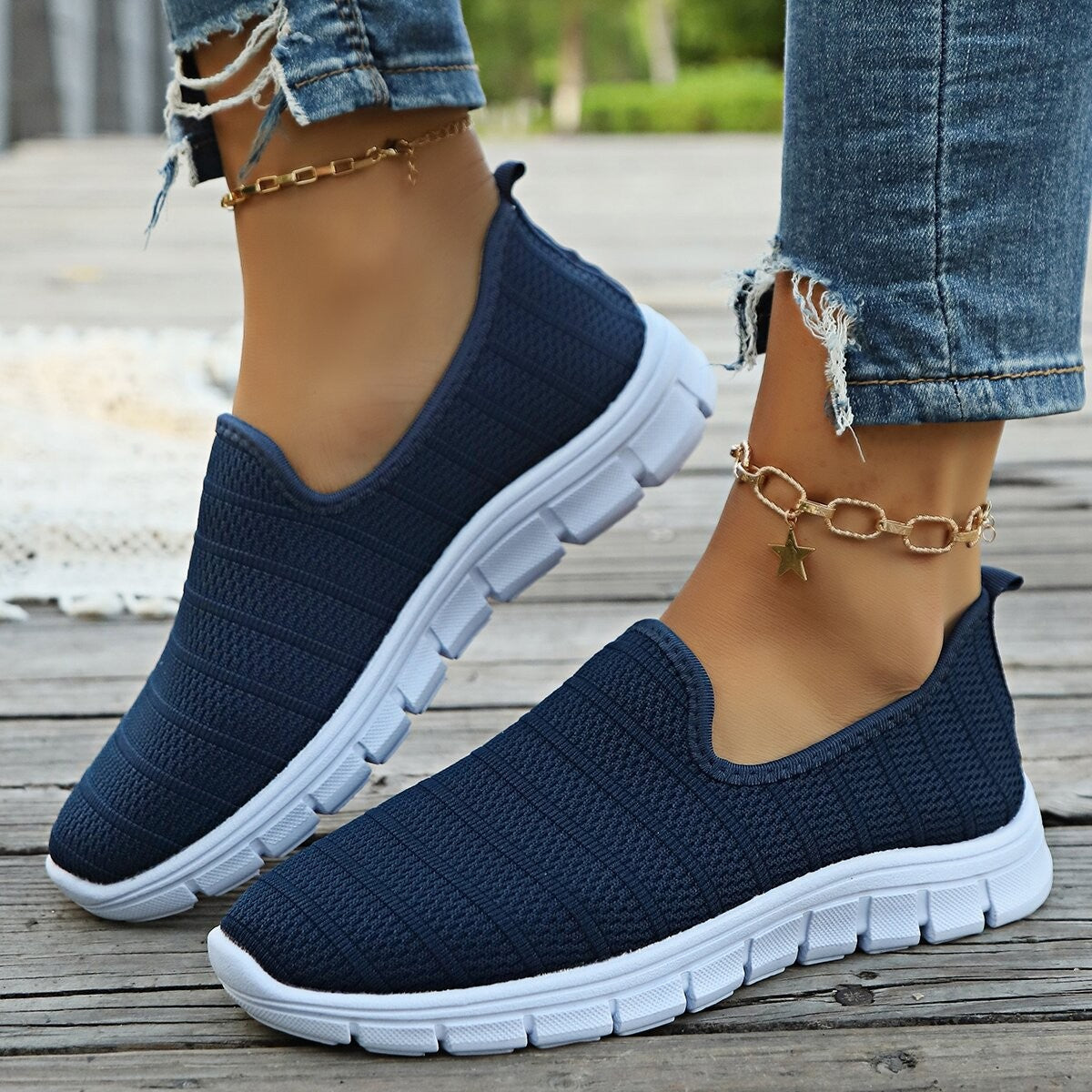 Damen Bequeme Slip-On Sneakers mit atmungsaktivem Obermaterial und flexibler Sohle R&B