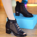 Damen Offene Schuhe mit verkürztem Schaft und stilvollen Cut-Outs R&B